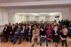 W oczekiwaniu na projekcję....
